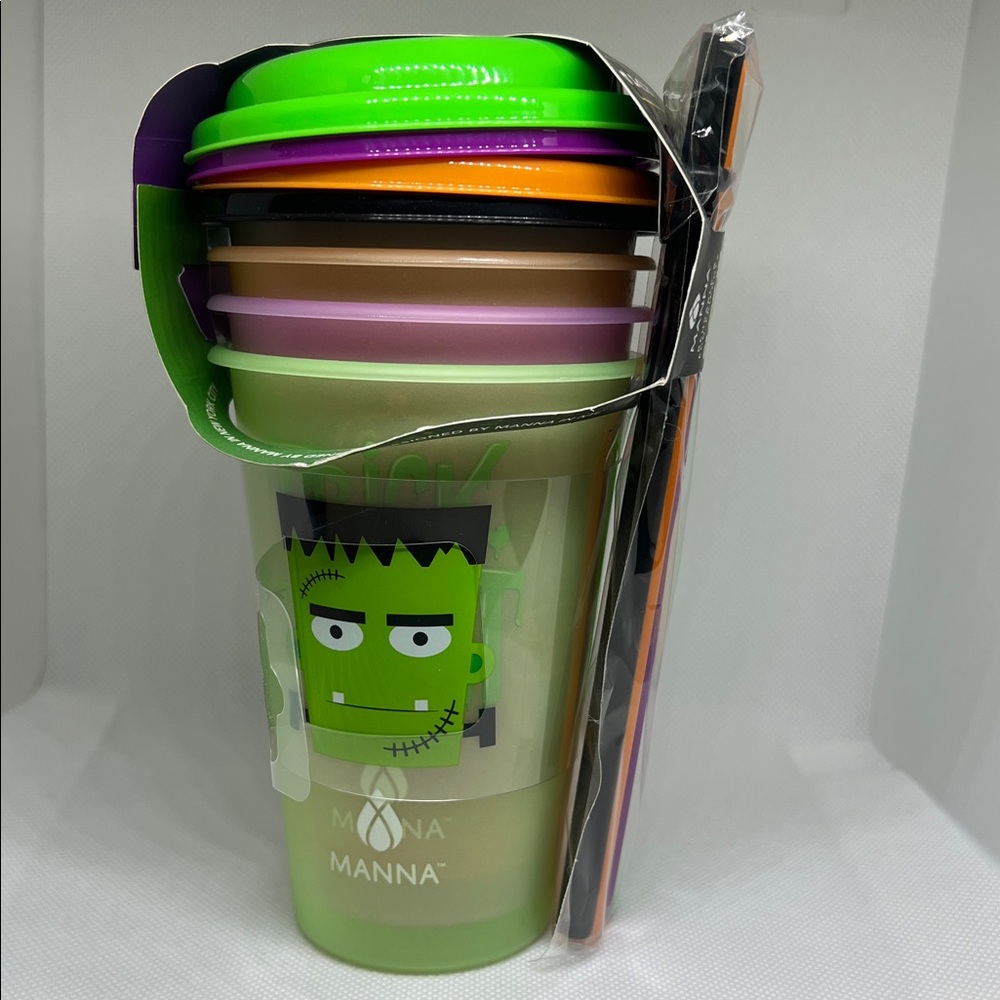 Manna Kids Glow-in-the-Dark Tumbler Set with Straws